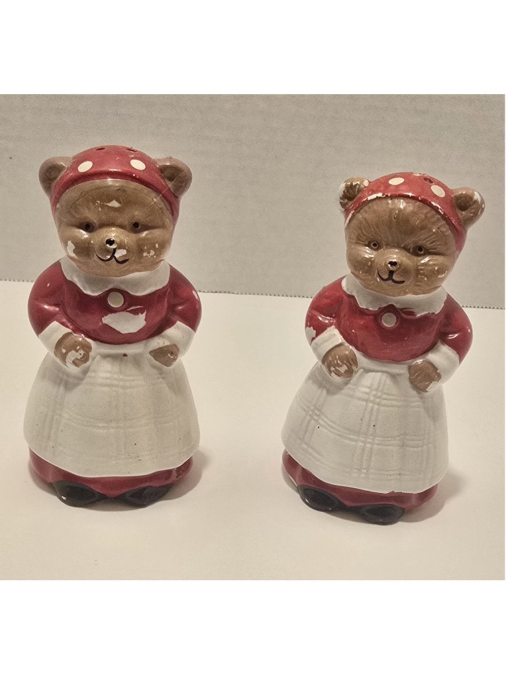 Salt And Pepper Shakers , Bears, Red Missing Paint